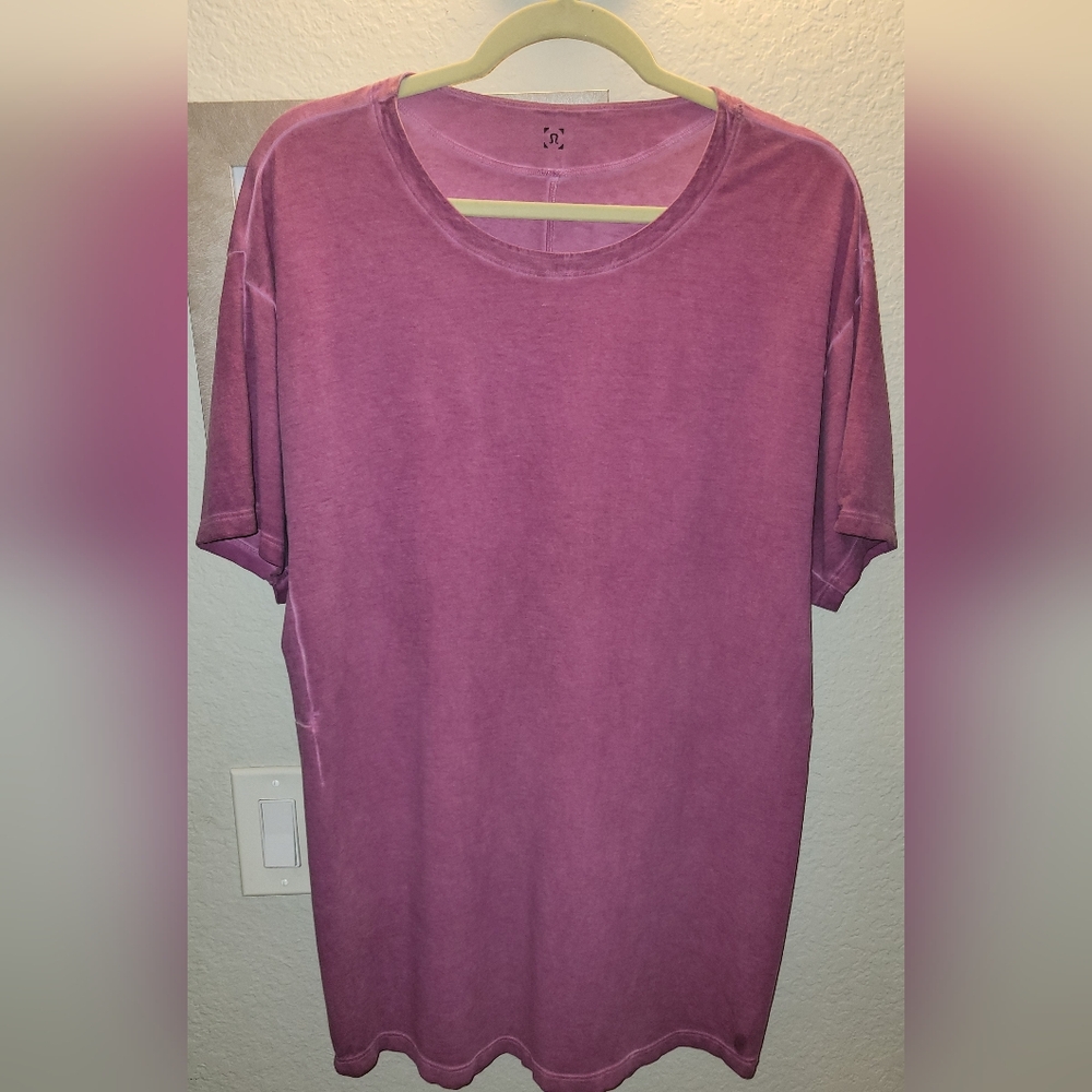 Lululemon Ashta‎ Tee Deep Fuschia Sun Wash